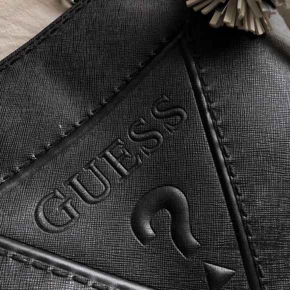 GUESS elite tote - Picture 4 of 8